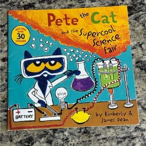 Pete the Cat Supercool Science Fair Book